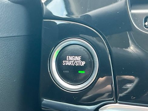 Used 2020 Buick Encore Preferred FWD image 31