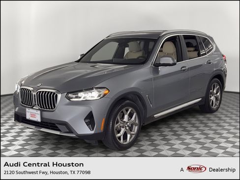 Used 2024 BMW X3 xDrive30i w/ Premium Package image 1