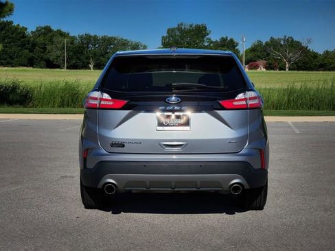 Used 2022 Ford Edge Titanium image 6