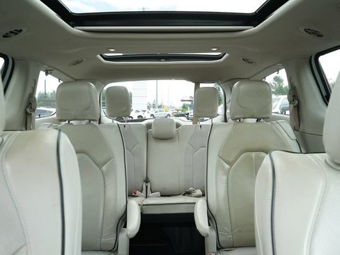 Used 2021 Chrysler Pacifica Limited w/ Premium & Safety Sphere Group AWD/4WD image 22