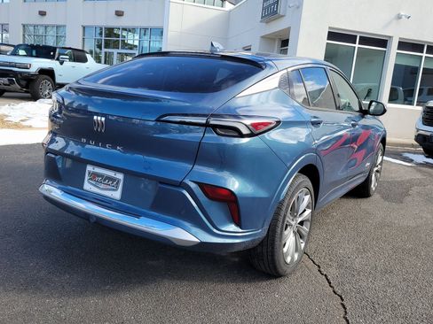 New 2026 Buick Envista Avenir image 3