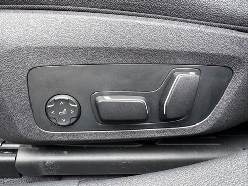 Used 2025 BMW i4 xDrive40i AWD/4WD image 15