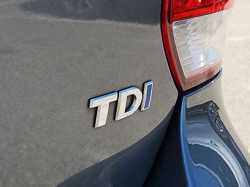 Used 2014 Volkswagen Jetta TDI FWD image 31