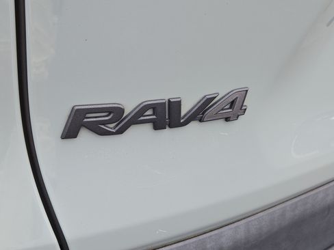 Used 2021 Toyota RAV4 TRD Off-Road AWD/4WD image 13