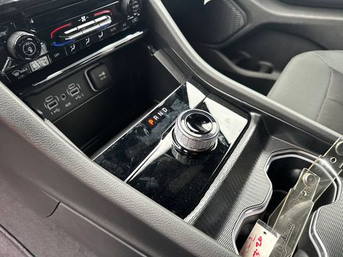 New 2026 Jeep Grand Cherokee Laredo RWD image 28