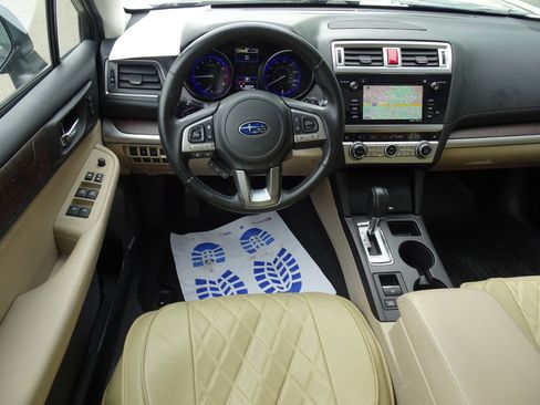 Used 2017 Subaru Outback 2.5i Limited image 15