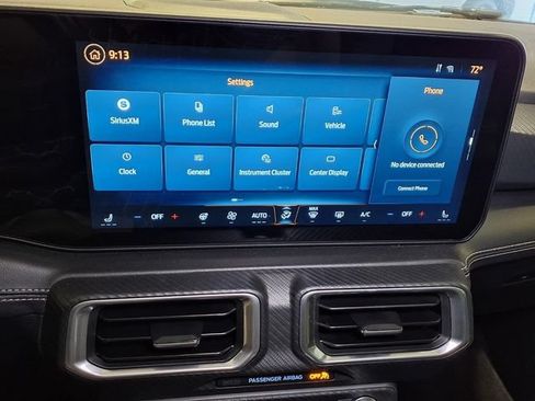 Used 2025 Ford Mustang Premium RWD image 6