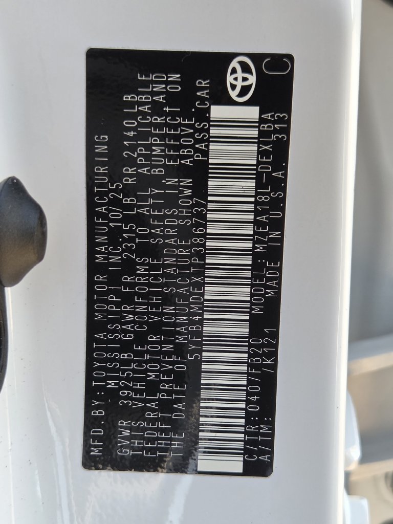 Used 2026 Toyota Corolla LE FWD image 30