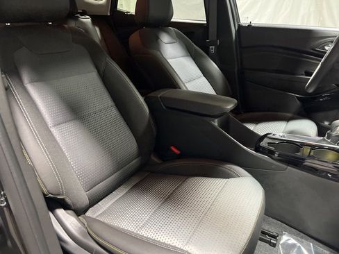 New 2026 Chevrolet Trax LT FWD image 9