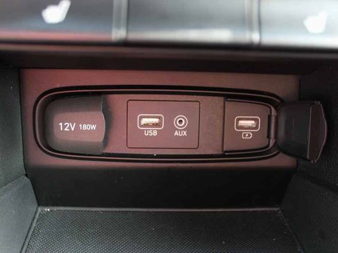 Used 2019 Hyundai Santa Fe Limited FWD image 22