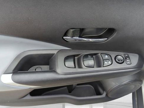 Used 2024 Nissan Kicks SR w/ SR Premium Package FWD image 30