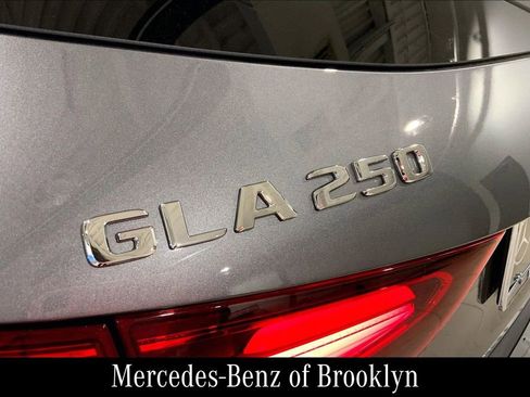Certified 2026 Mercedes-Benz GLA 250 4MATIC image 12
