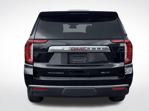 Used 2024 GMC Yukon SLT AWD/4WD image 7
