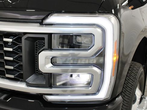 New 2026 Ford F350 Platinum image 12