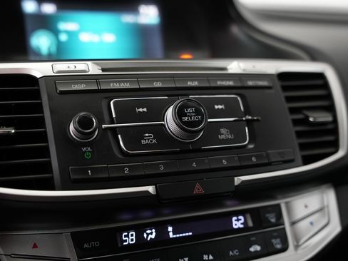 Used 2015 Honda Accord LX image 22