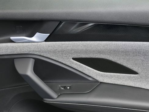 New 2026 Volkswagen Tiguan S image 14