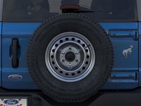 New 2025 Ford Bronco 4-Door image 24