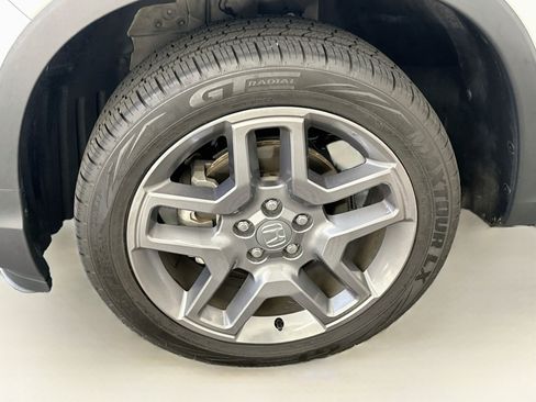 Used 2023 Honda Passport EX-L image 11