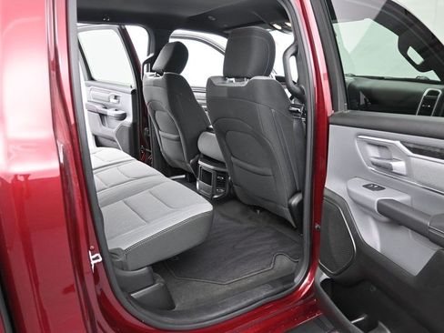 Used 2022 RAM 1500 Big Horn AWD/4WD image 9