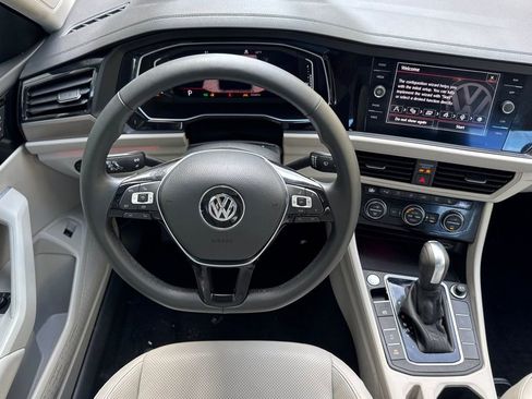 Used 2020 Volkswagen Jetta SEL Premium FWD image 13