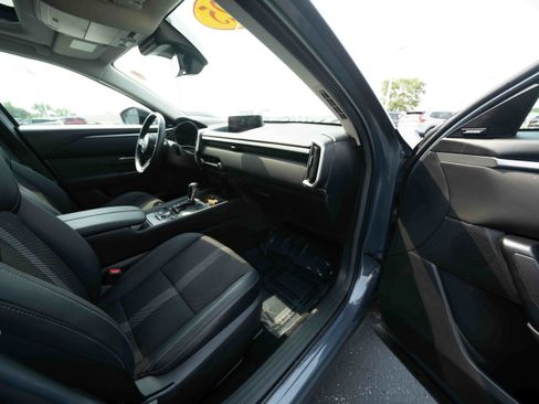 Used 2025 MAZDA CX-50 AWD 2.5 S w/ Premium Package image 26