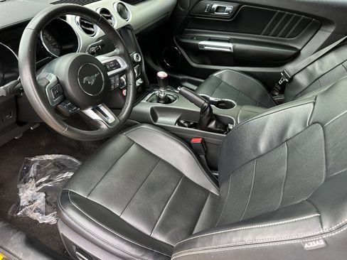 Used 2015 Ford Mustang GT Premium image 9