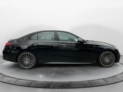 Used 2025 Mercedes-Benz C 300 4MATIC Sedan image 8