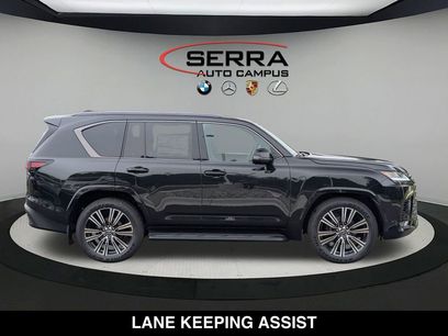 Used 2025 Lexus LX 600 4WD w/ Appearance Package