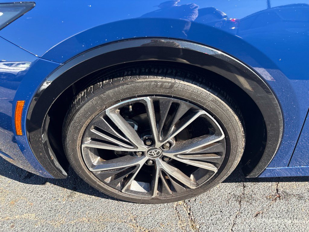 Used 2026 Toyota Prius XLE FWD image 7