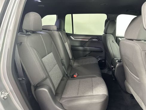 Used 2025 GMC Acadia Elevation AWD/4WD image 20