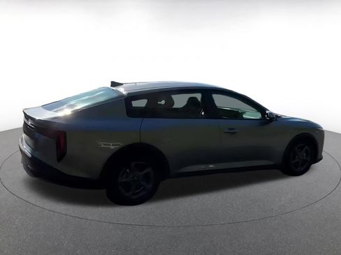 Used 2025 Kia K4 FWD image 12