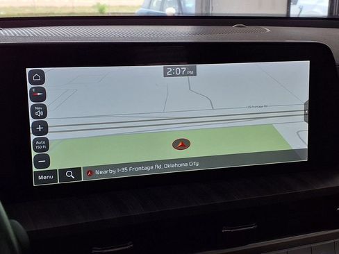 Used 2023 Kia Telluride EX w/ EX Captain's Chair Package FWD image 5