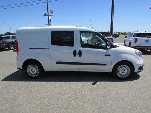 Used 2022 RAM ProMaster City Tradesman FWD image 5