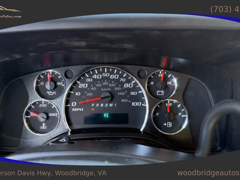 Used 2015 Chevrolet Express 3500 Extended image 12