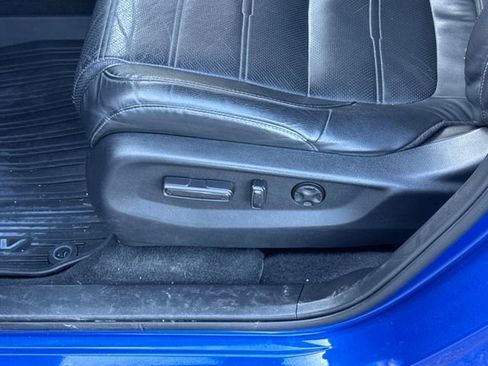 Used 2022 Honda CR-V Touring image 4