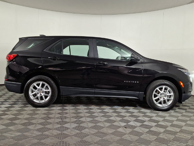 Used 2023 Chevrolet Equinox LS w/ Driver Confidence II Package AWD/4WD image 10