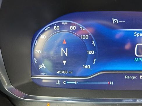 Used 2024 Chevrolet Tahoe Z71 w/ Luxury Package image 22