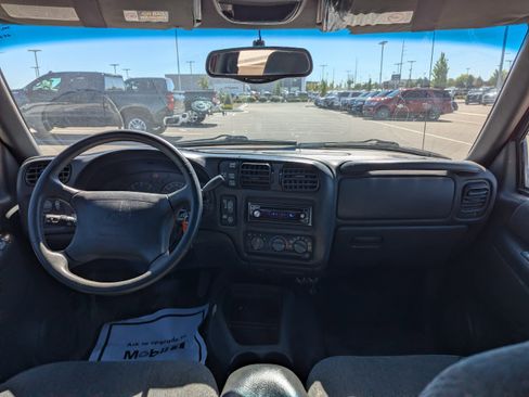 Used 1998 Chevrolet Blazer LS w/ Preferred Equipment Group AWD/4WD image 20