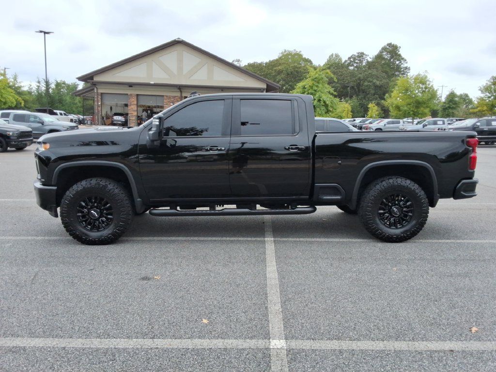 Used 2021 Chevrolet Silverado 2500 LT w/ Midnight Edition AWD/4WD image 8