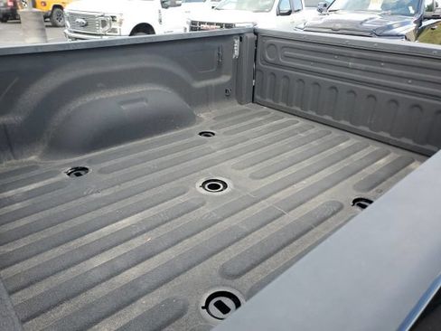 Used 2025 RAM 2500 Laramie AWD/4WD image 10