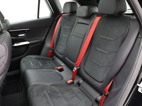 Used 2025 Mercedes-Benz GLC 43 AMG 4MATIC image 14