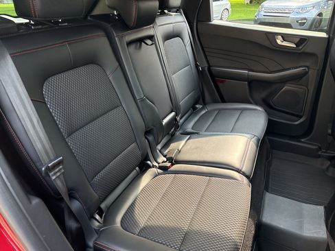 Used 2024 Ford Escape ST-Line Select w/ Tech Pack #1 AWD/4WD image 30