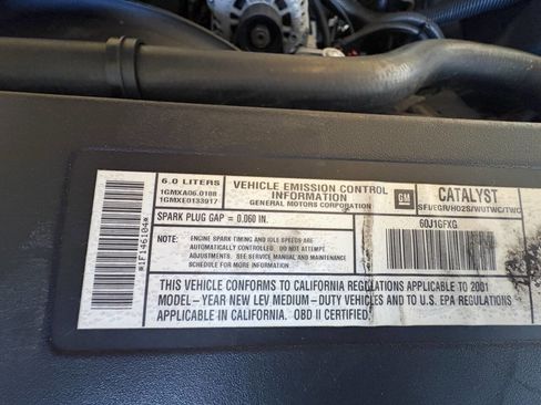 Used 2001 GMC Sierra 3500 SL RWD image 3
