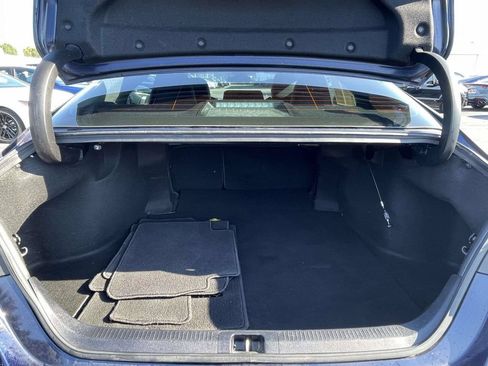 Used 2022 Toyota Camry SE FWD image 12