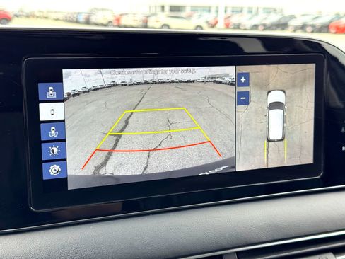 Used 2021 Hyundai Palisade Limited image 34