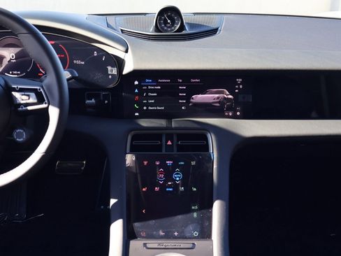 New 2026 Porsche Taycan image 21