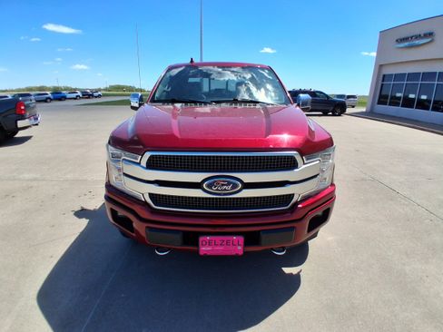 Used 2019 Ford F150 Platinum w/ Equipment Group 701A Luxury AWD/4WD image 3