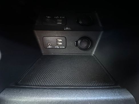 Used 2023 Subaru Forester Touring w/ Popular Package #3 image 22