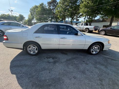 Used 1998 INFINITI Q45 Touring RWD image 4