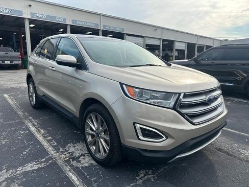Certified 2018 Ford Edge Titanium w/ Equipment Group 301A FWD image 3